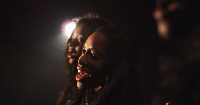 twenty-feet-from-stardom-3