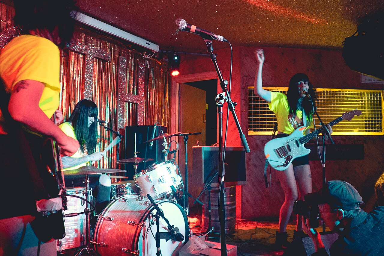 The Coathangers, sourced portrait photograph (2016)