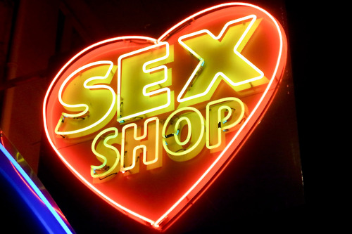 Cocktales: what makes a good sex shop