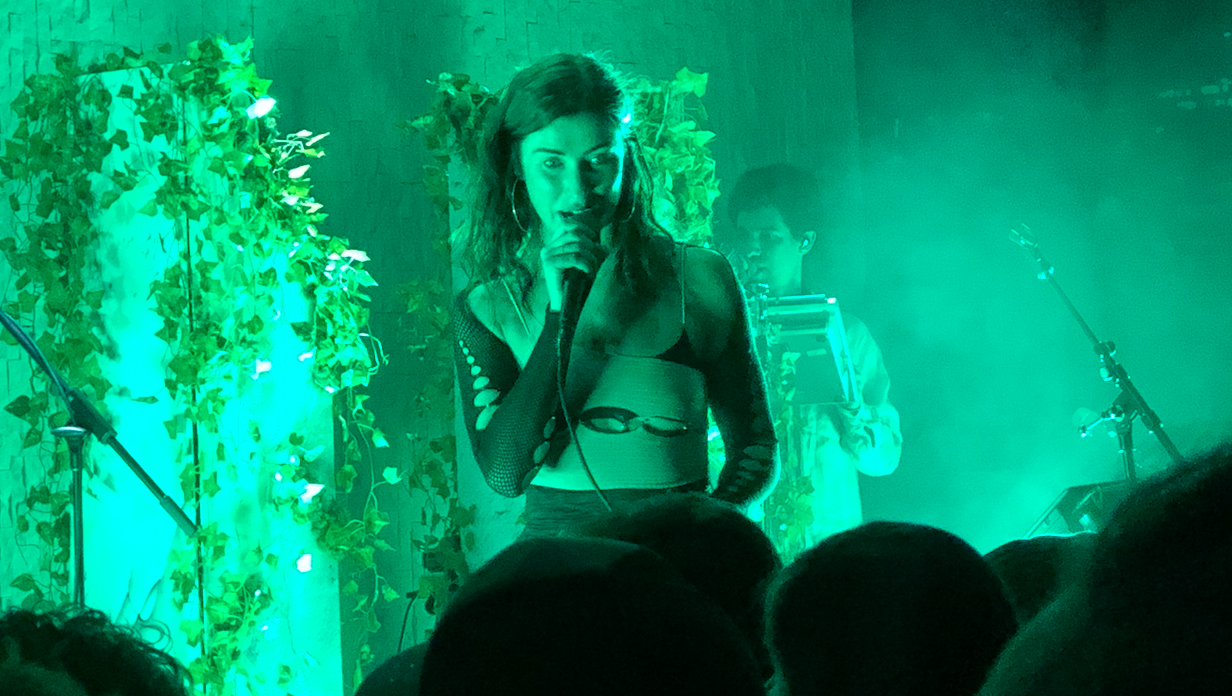 Kimbra, sourced portrait photograph (2023)