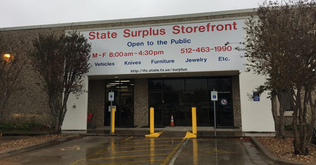 There’s a Texas Thrift Store Stocked Almost Entirely with Confiscated Airport Items